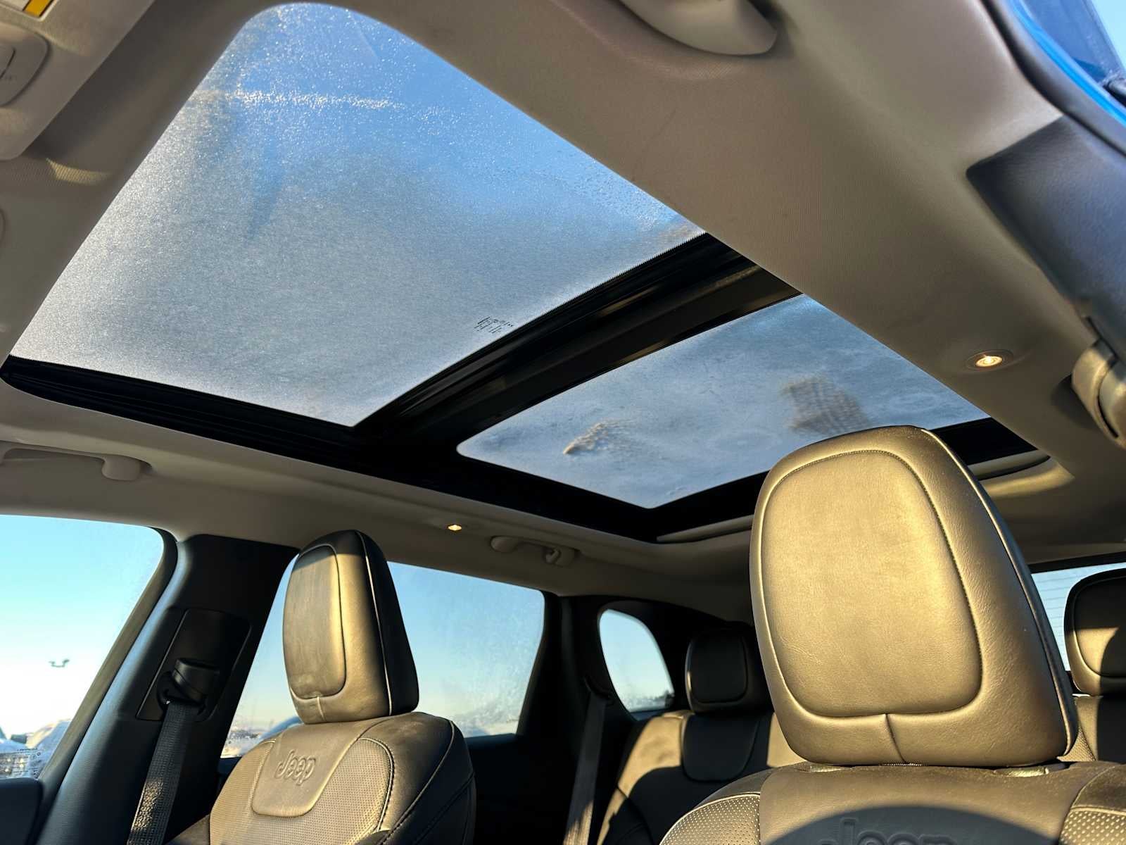 2023 Jeep Cherokee Altitude Lux