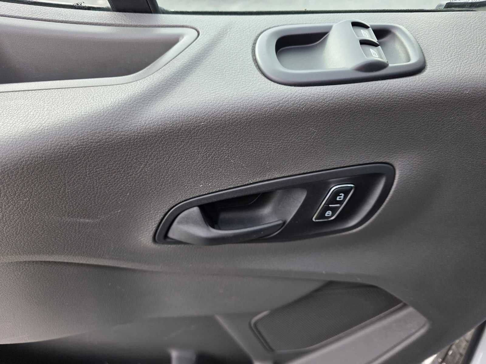 2024 Ford Transit Passenger Wagon XL