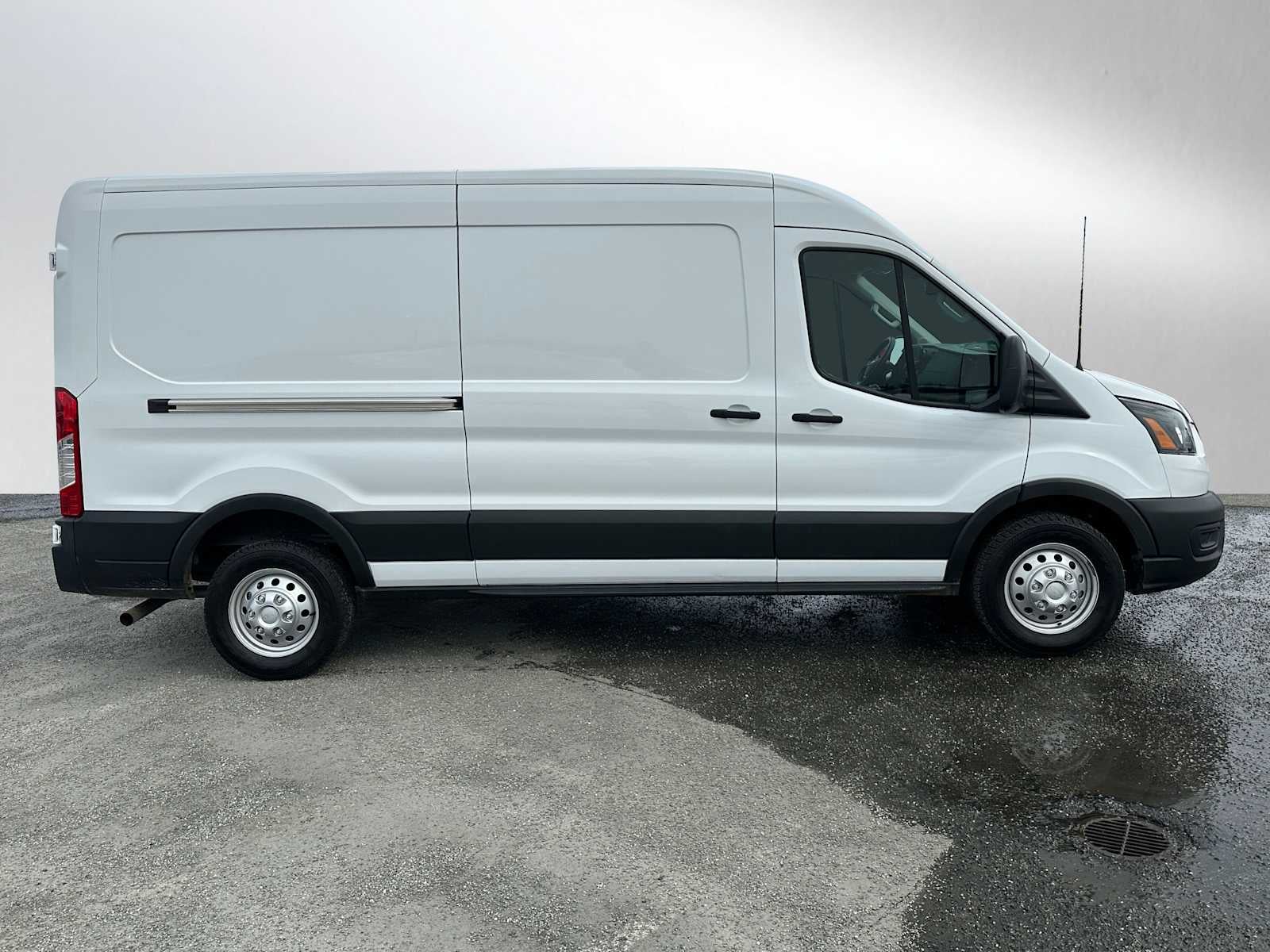 2023 Ford Transit Cargo Van T250 MED RF AWD