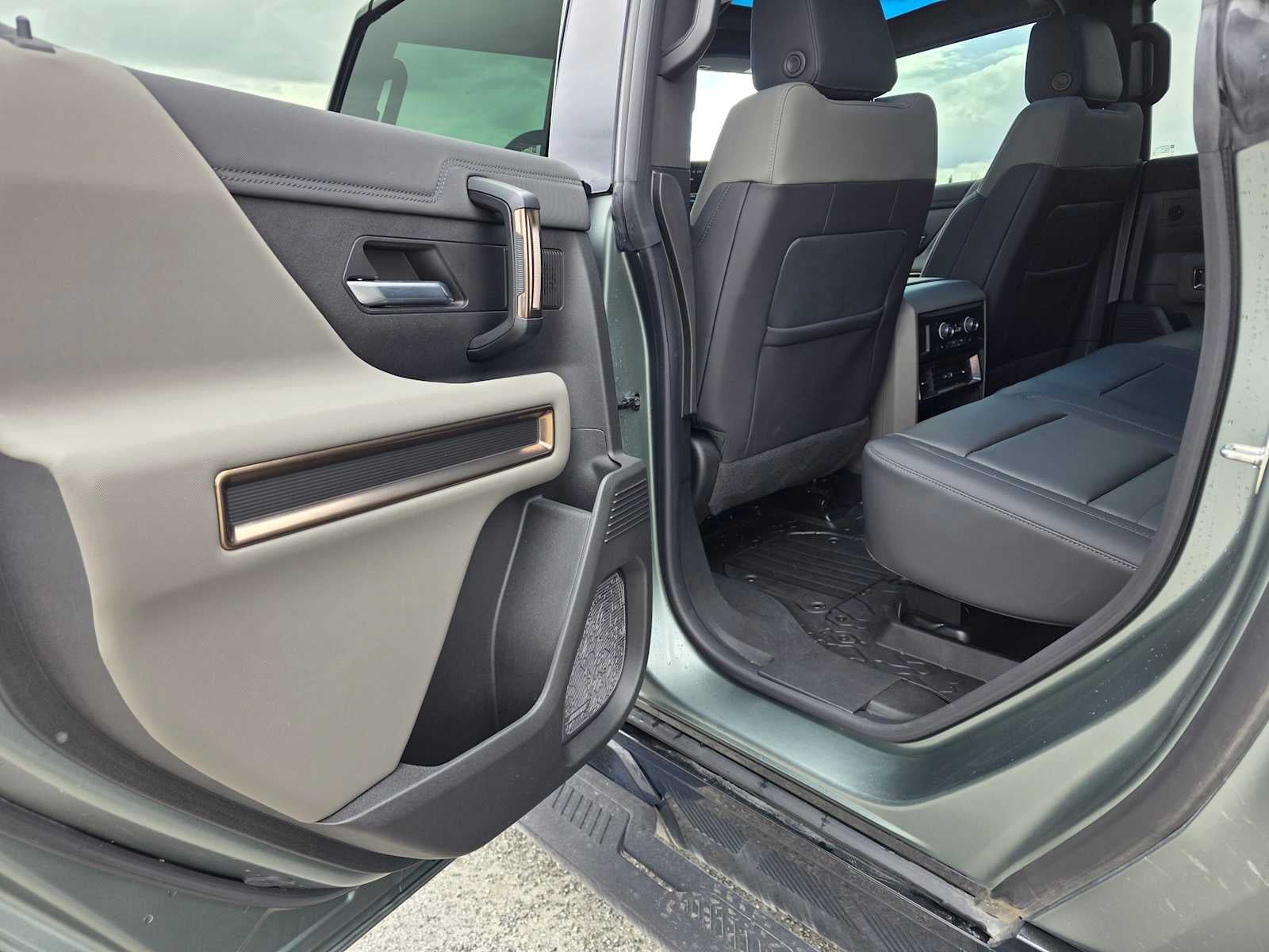 2024 GMC HUMMER EV SUV 3X