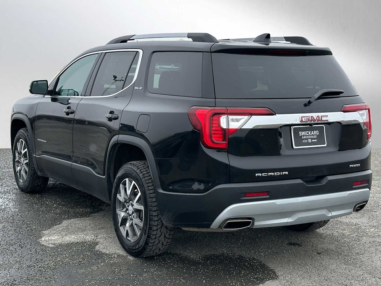 2023 GMC Acadia SLE