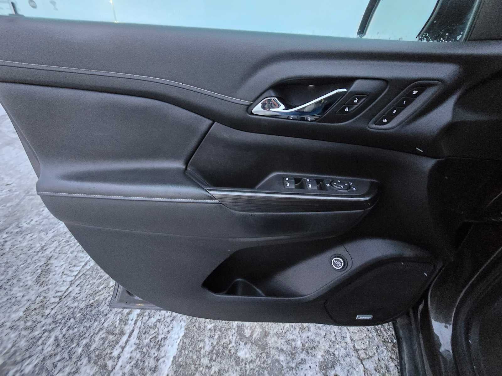 2019 GMC Acadia SLT