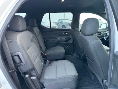 2022 Chevrolet Traverse LT Cloth