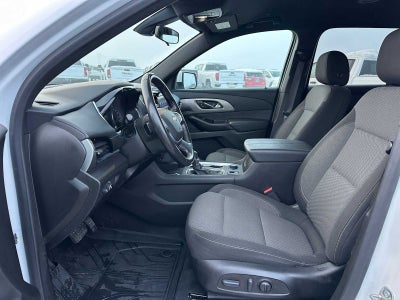 2022 Chevrolet Traverse LT Cloth