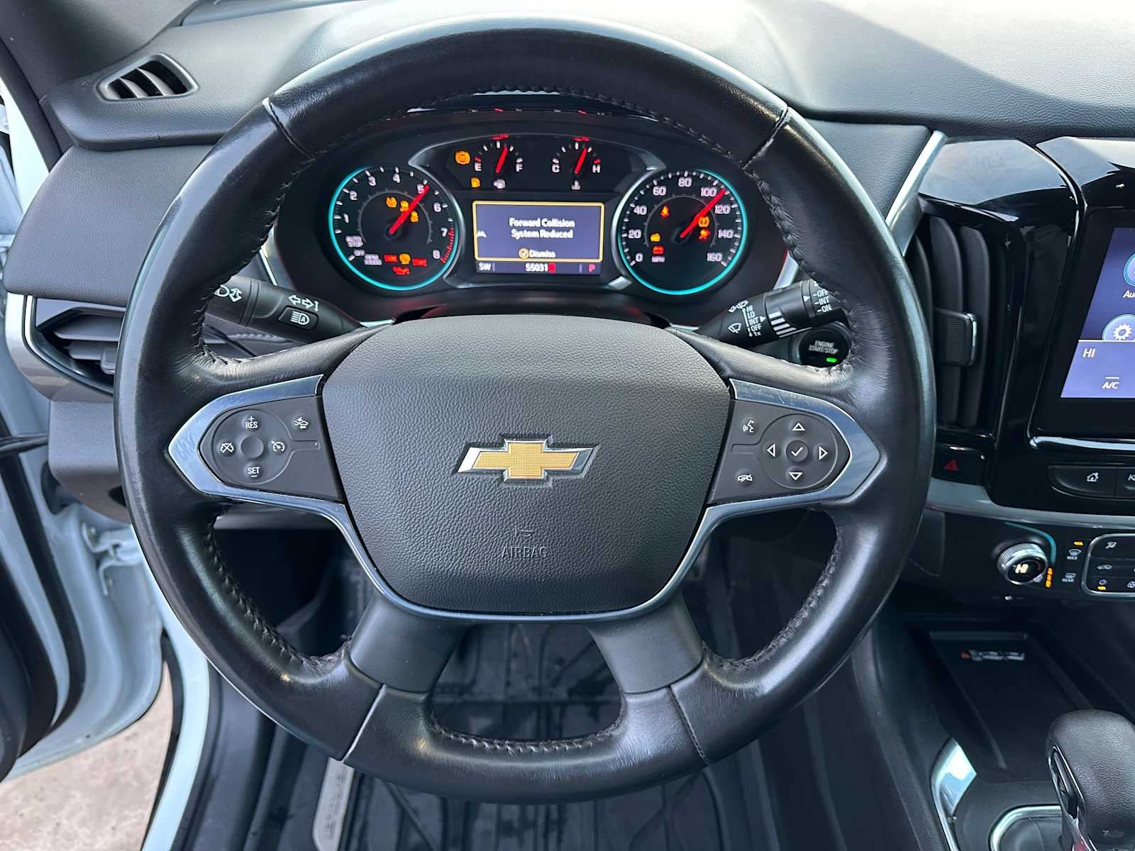 2022 Chevrolet Traverse LT Cloth