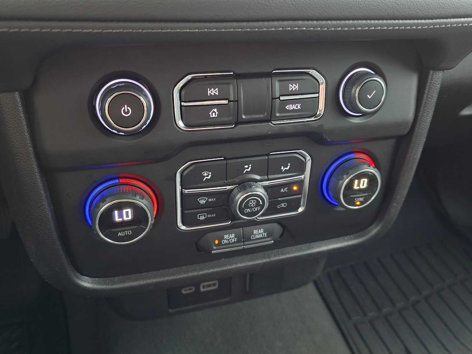 2022 Chevrolet Tahoe LS