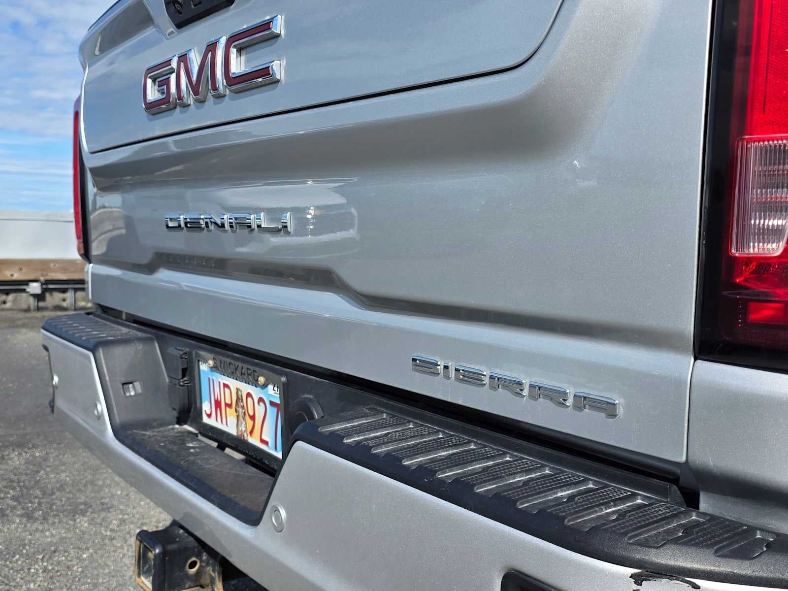 2023 GMC Sierra 2500 HD Denali