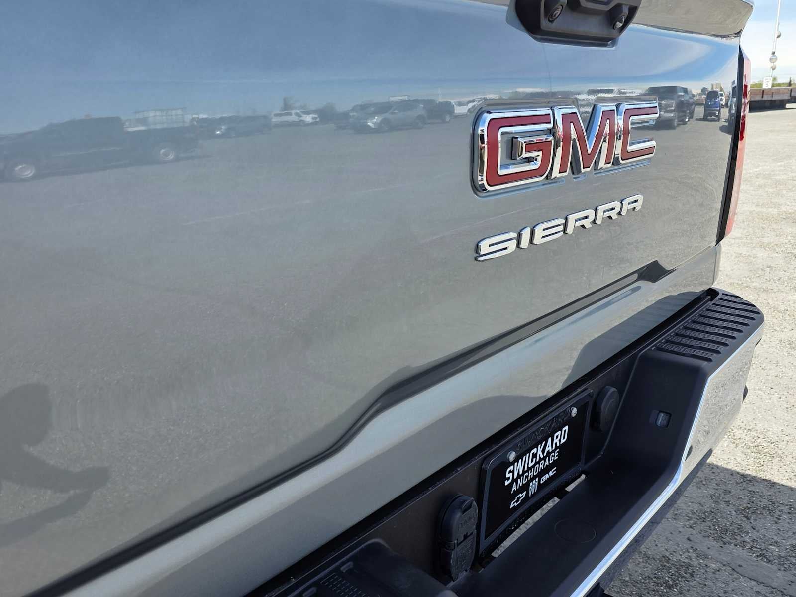 2025 GMC Sierra 2500 HD SLE