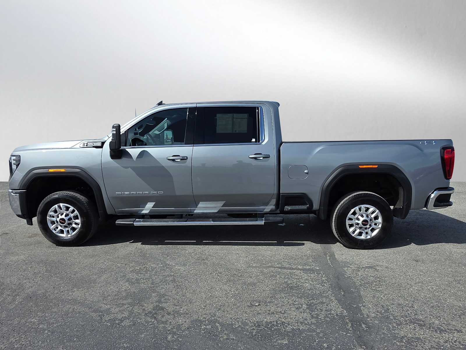 2025 GMC Sierra 2500 HD SLE