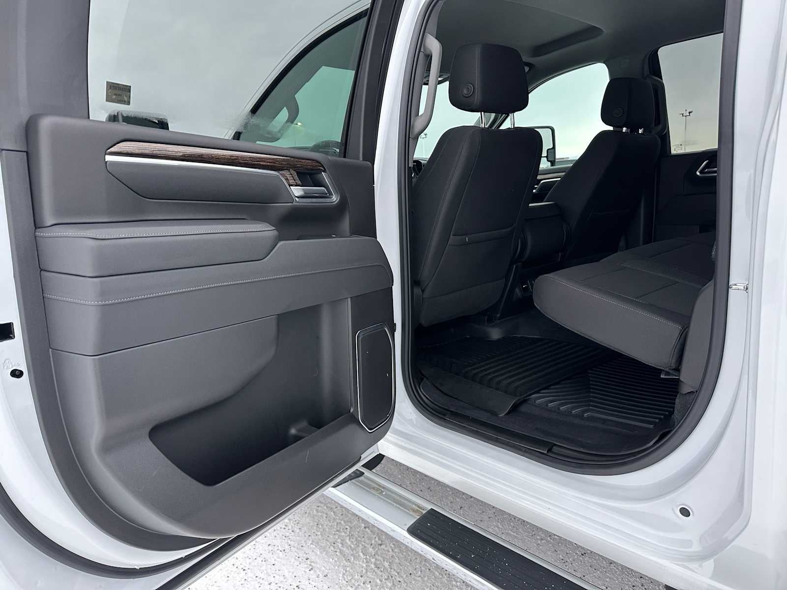 2025 GMC Sierra 2500 HD SLE