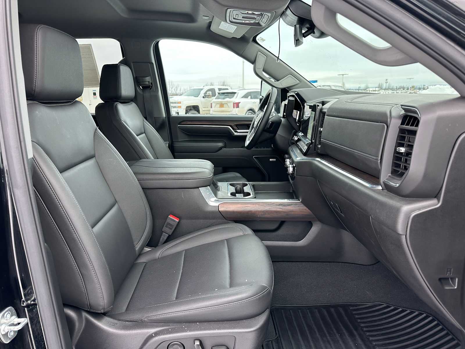 2025 GMC Sierra 2500 HD SLT