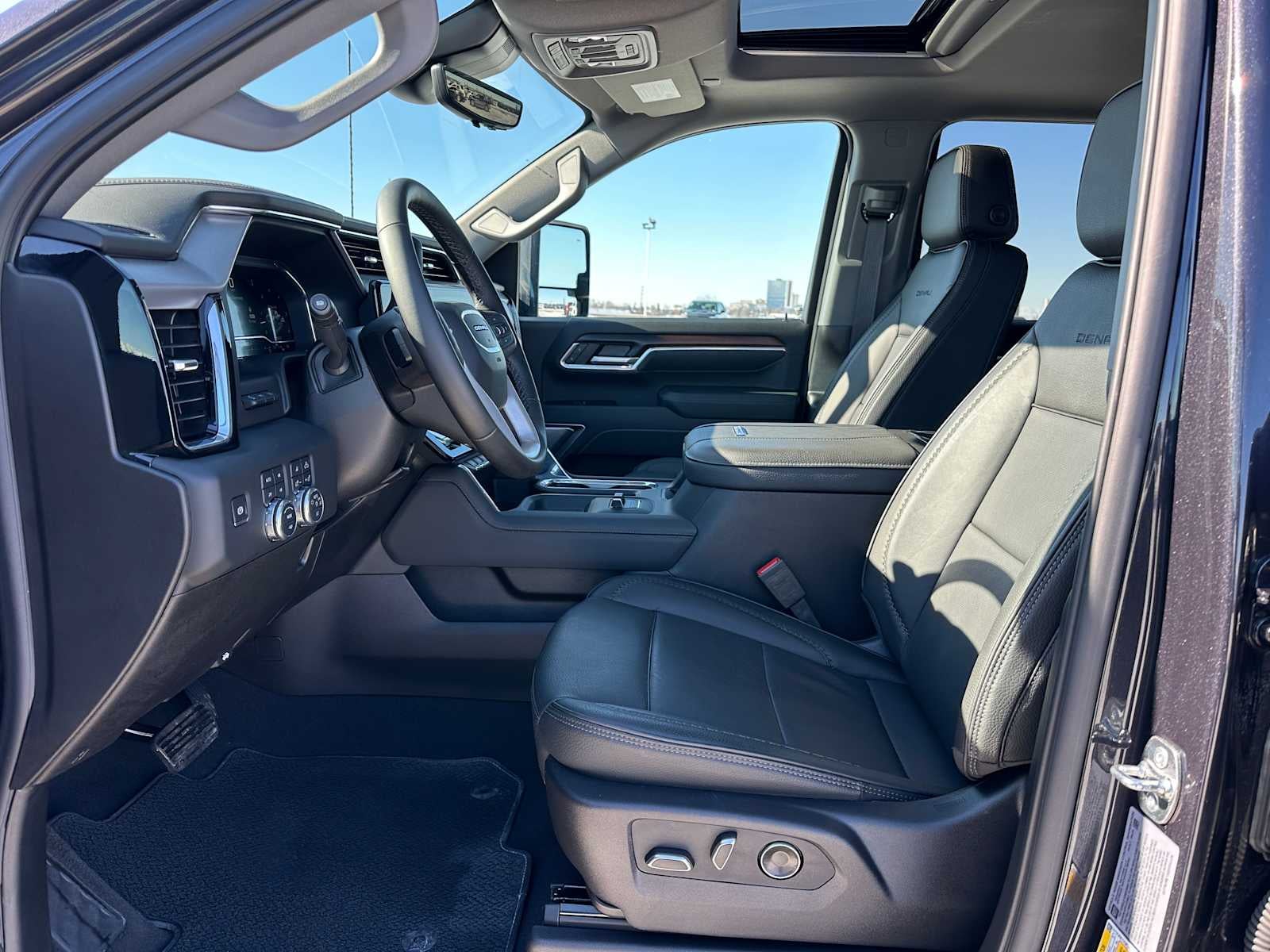 2025 GMC Sierra 2500 HD Denali