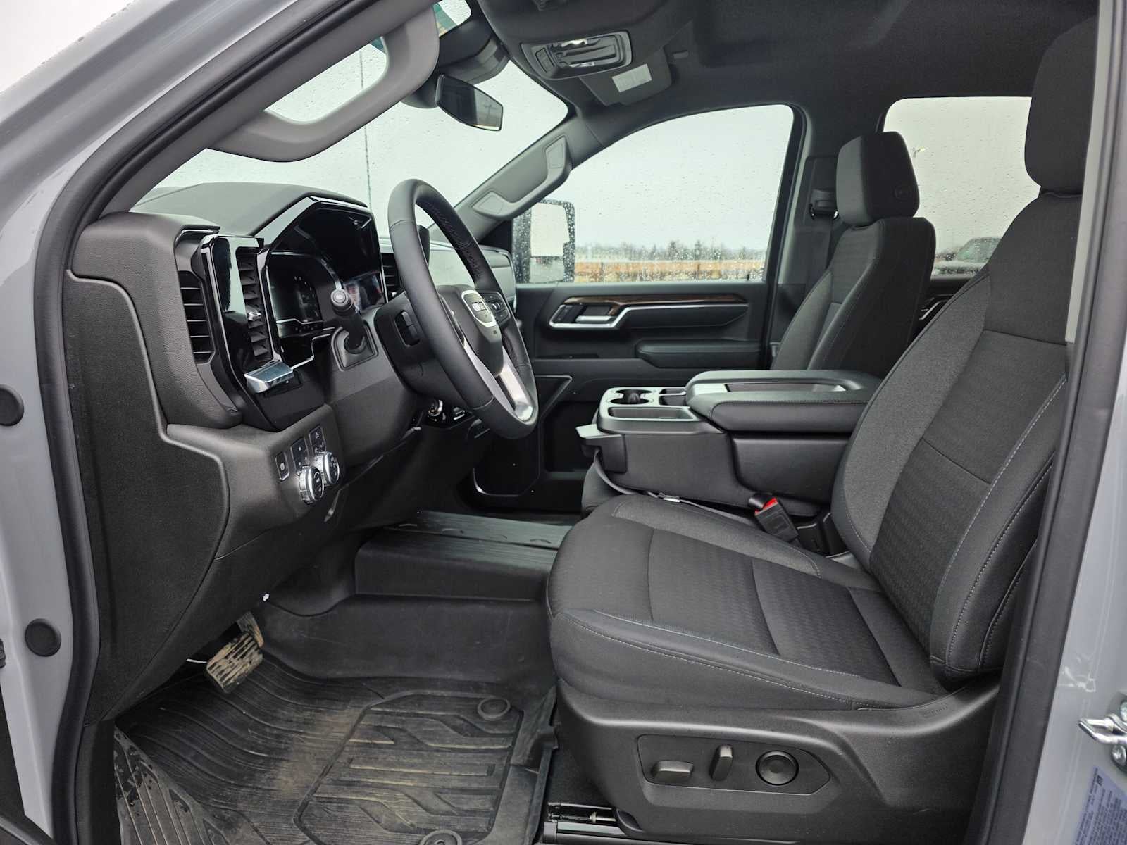 2025 GMC Sierra 2500 HD SLE