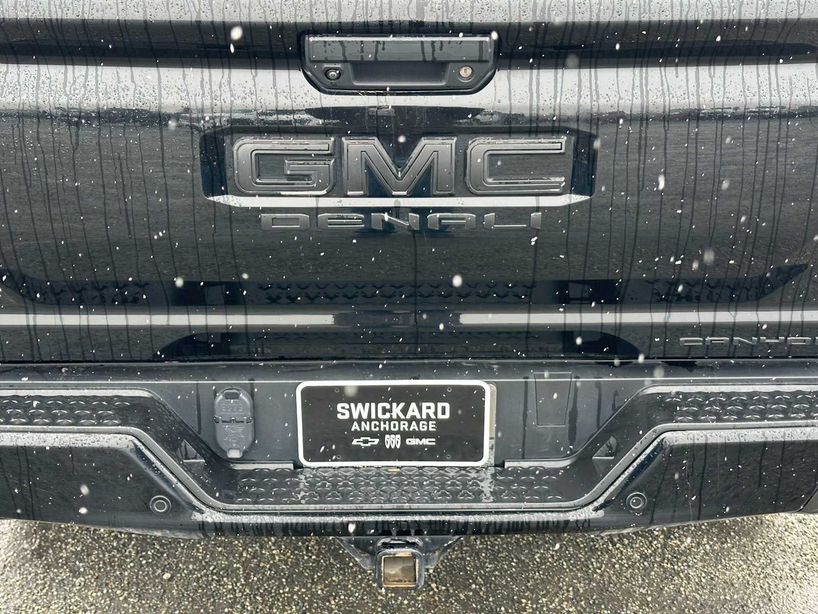2023 GMC Canyon Denali