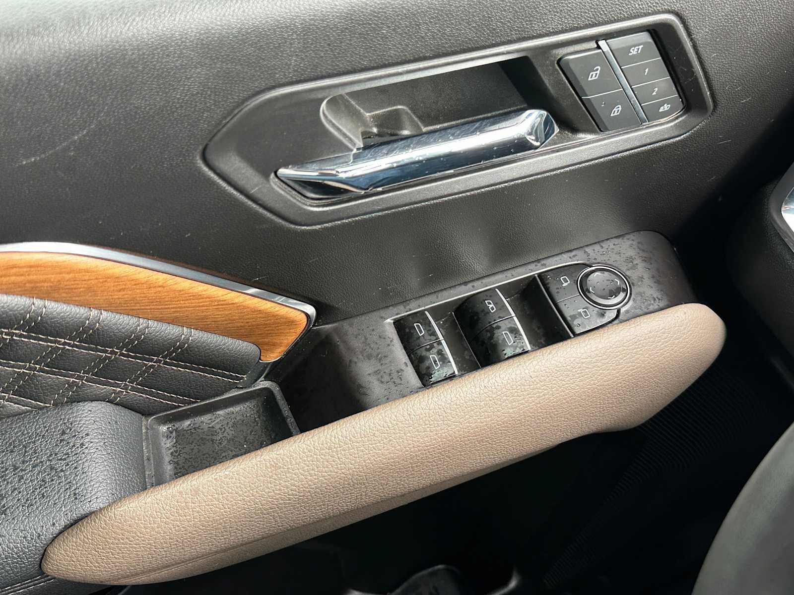 2023 GMC Canyon Denali
