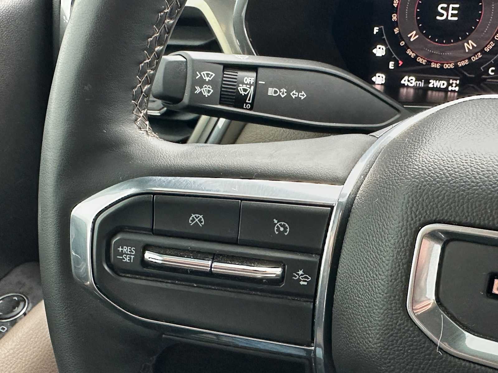 2023 GMC Canyon Denali