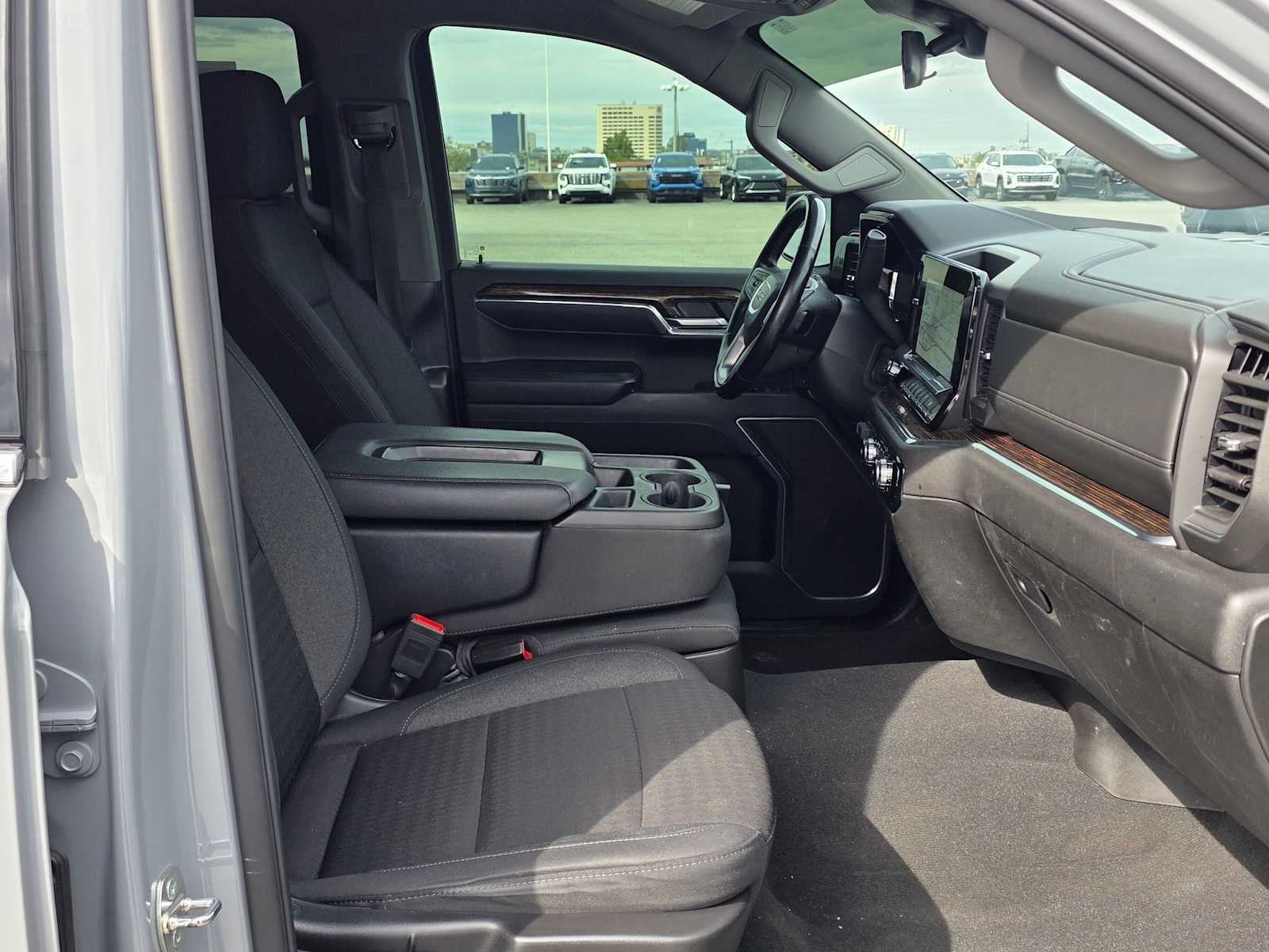 2024 GMC Sierra 1500 SLE
