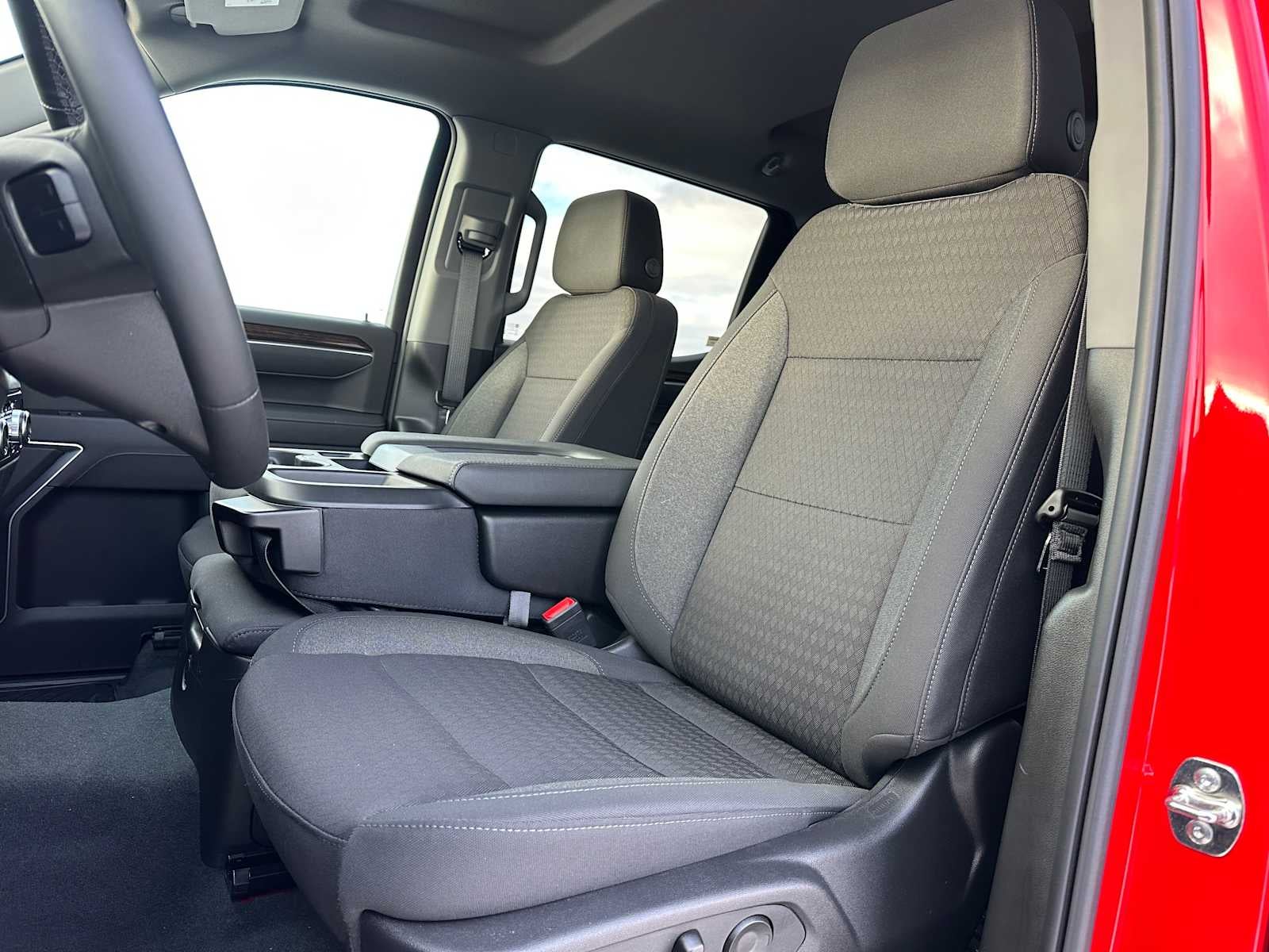 2025 GMC Sierra 1500 SLE