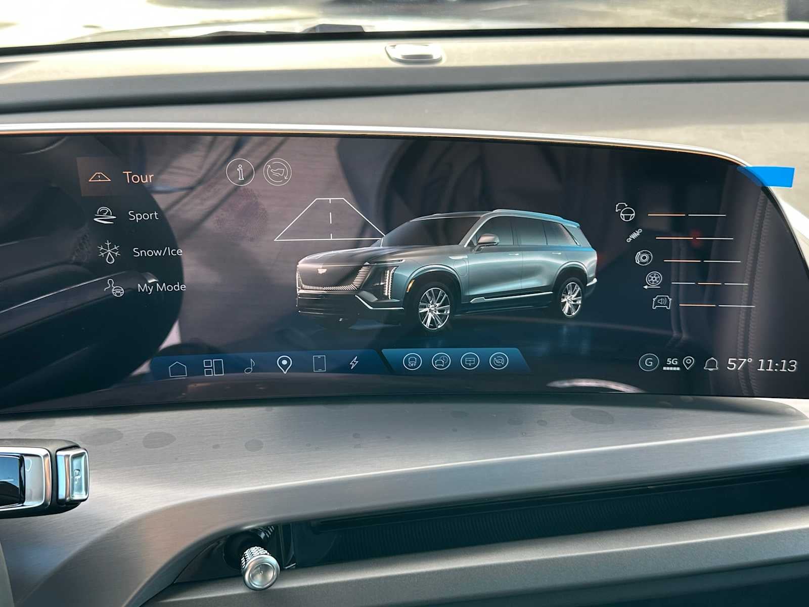 2026 Cadillac VISTIQ Sport