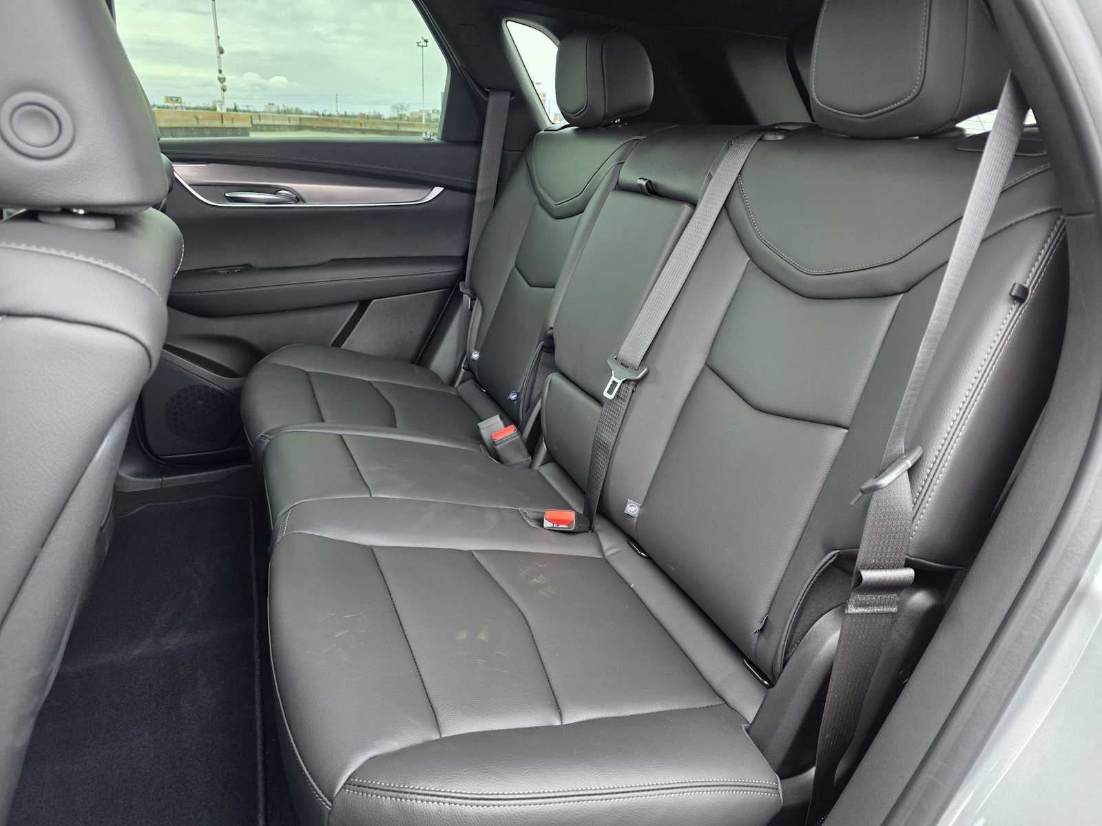 2026 Cadillac XT5 Luxury