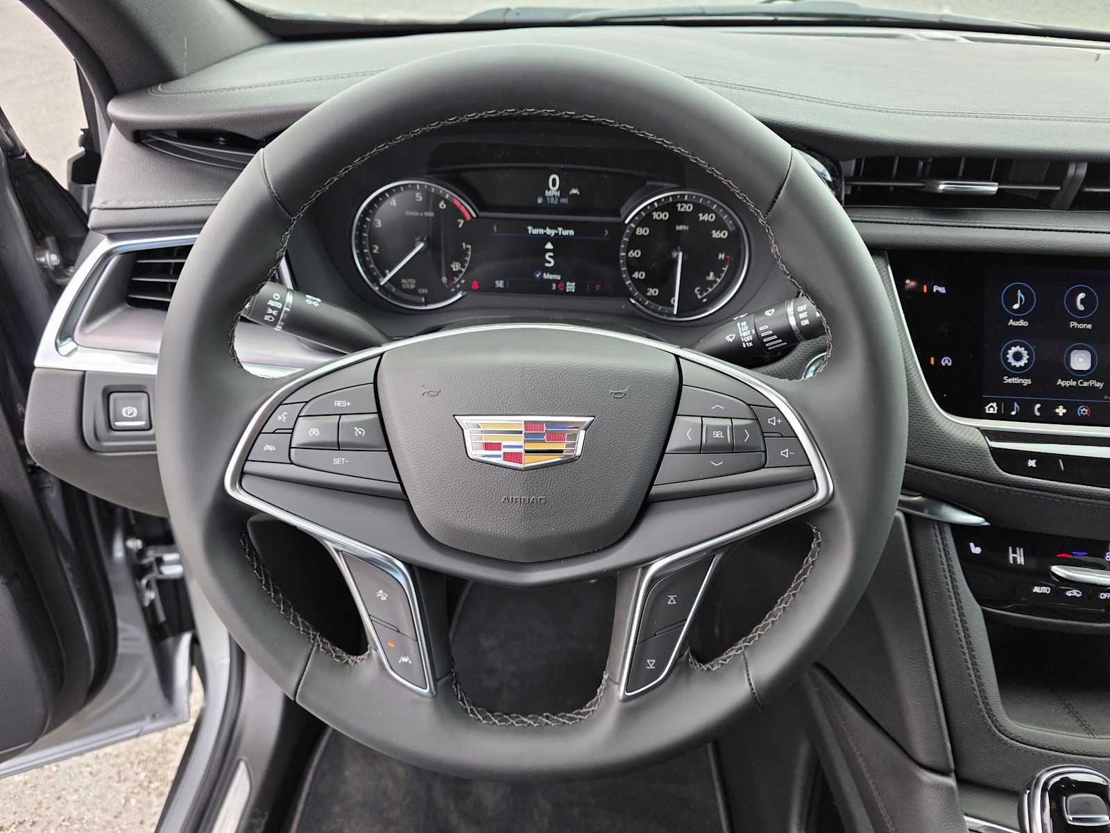 2026 Cadillac XT5 Luxury