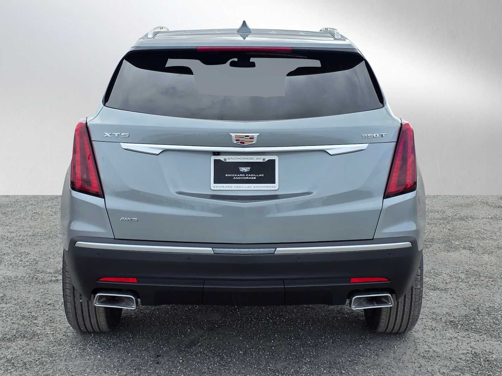 2026 Cadillac XT5 Luxury