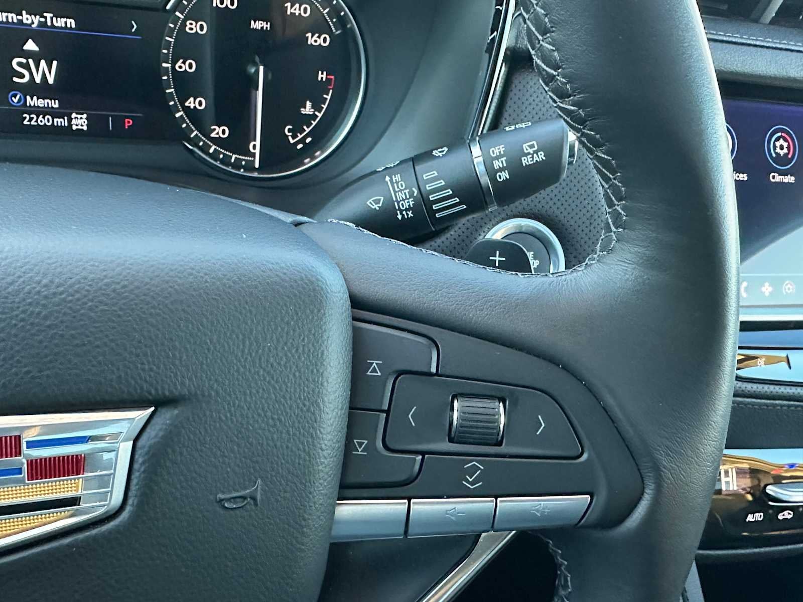 2025 Cadillac XT6 Luxury