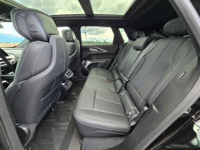 2024 Cadillac LYRIQ Sport 2