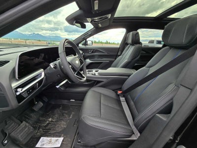 2024 Cadillac LYRIQ Sport 2