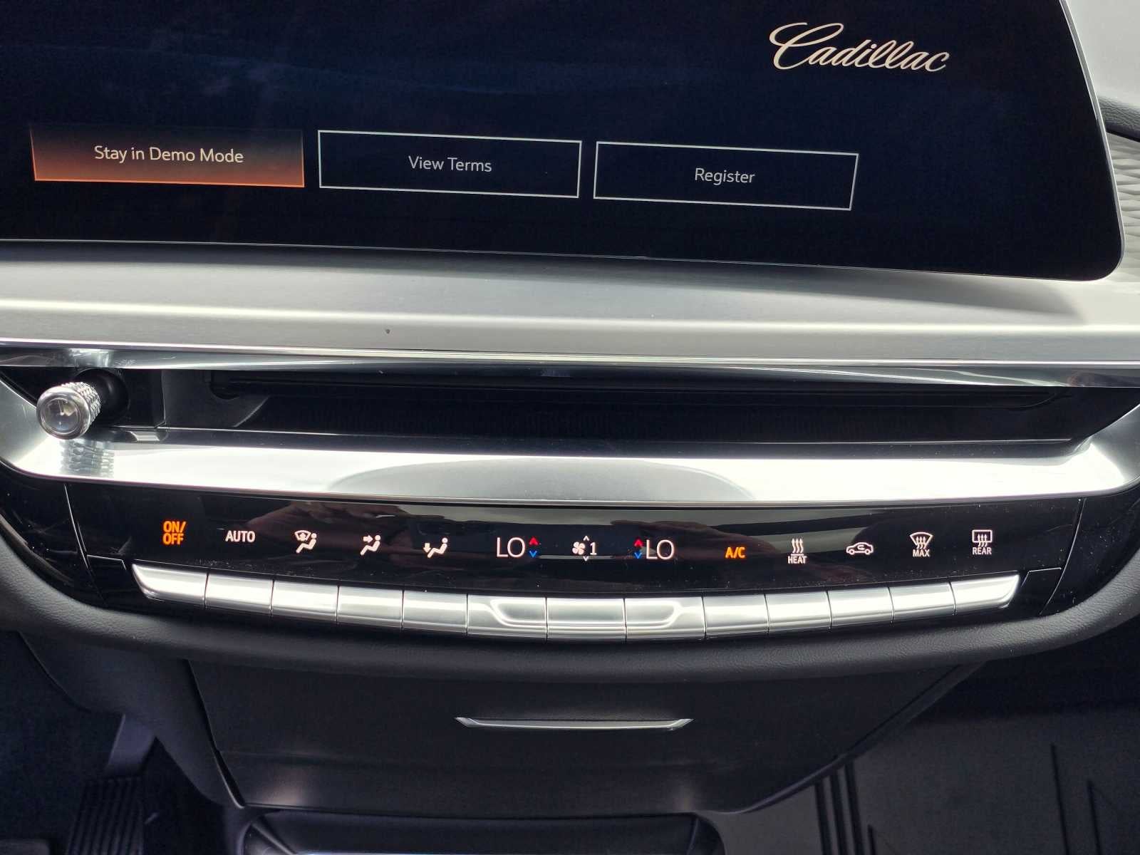 2024 Cadillac LYRIQ Sport 2