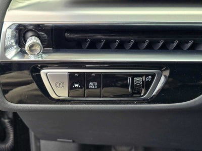 2024 Cadillac LYRIQ Sport 2