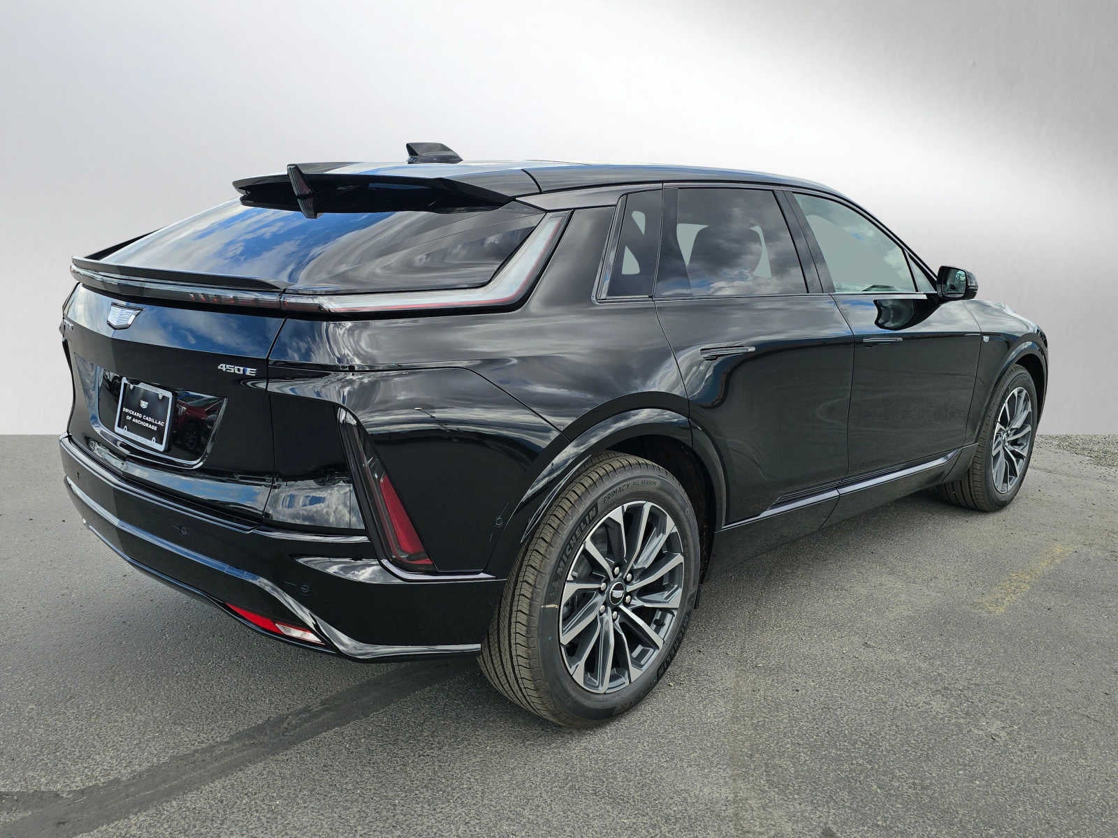 2024 Cadillac LYRIQ Sport 2