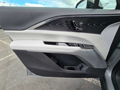 2024 Cadillac LYRIQ Sport 2