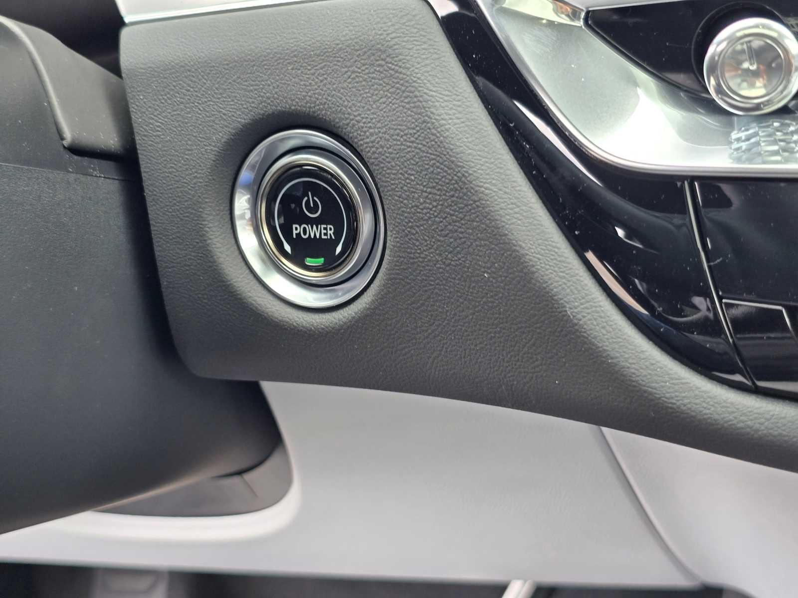 2024 Cadillac LYRIQ Sport 2