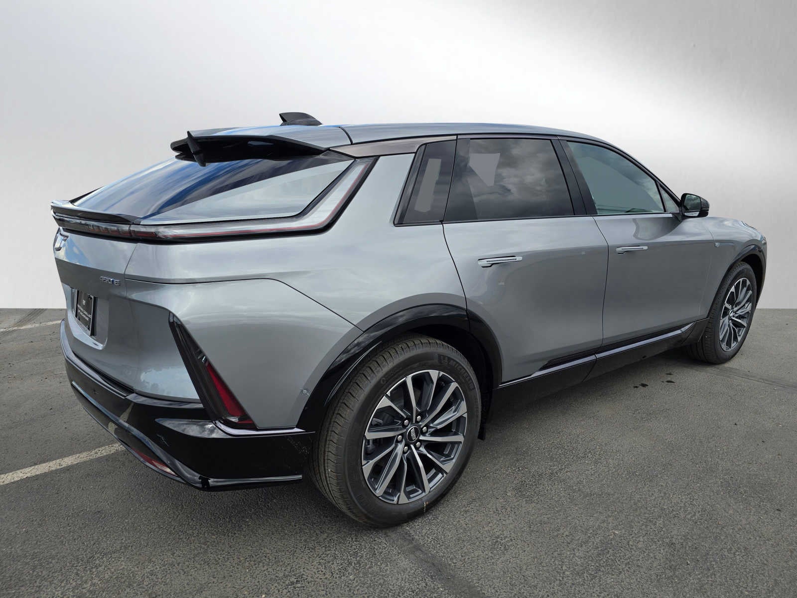 2024 Cadillac LYRIQ Sport 2