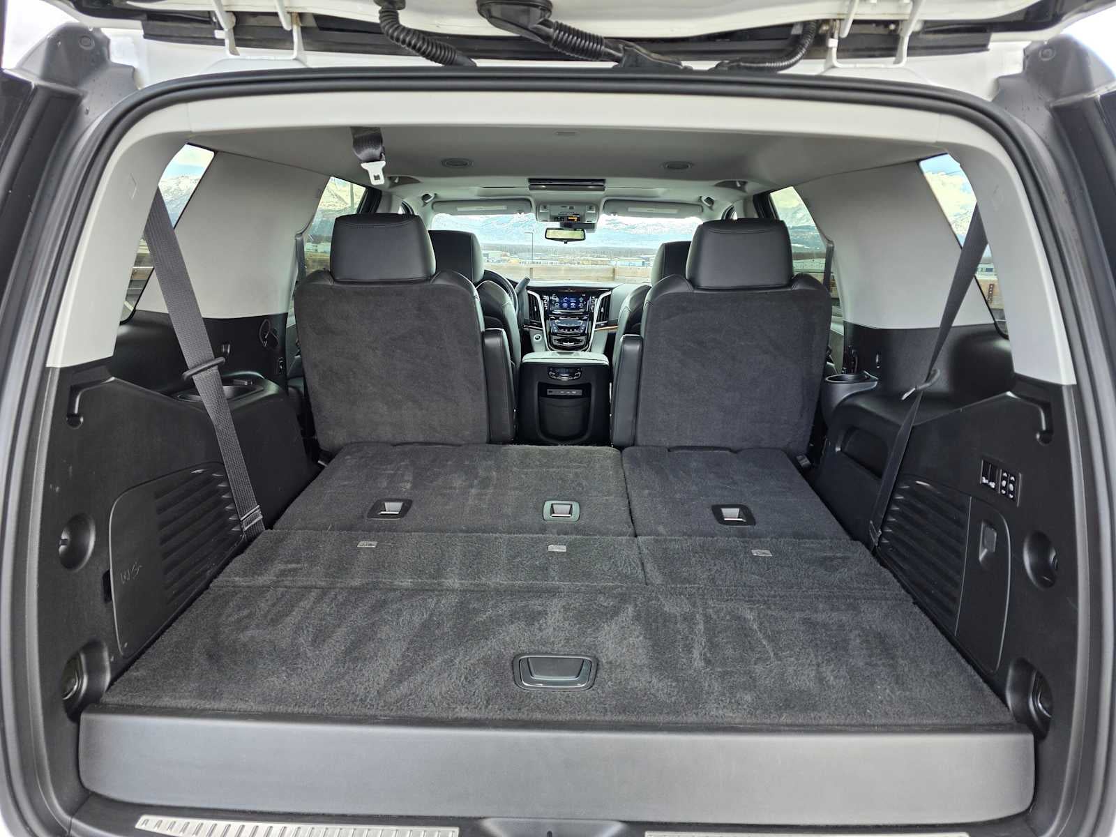 2020 Cadillac Escalade Premium Luxury