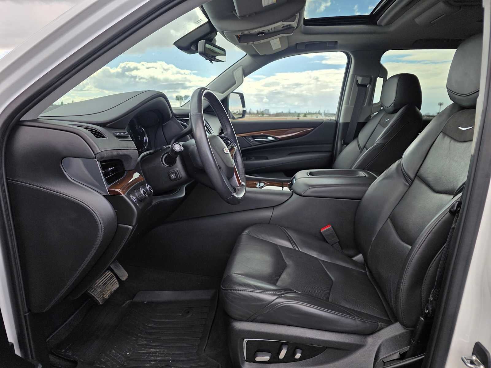 2020 Cadillac Escalade Premium Luxury