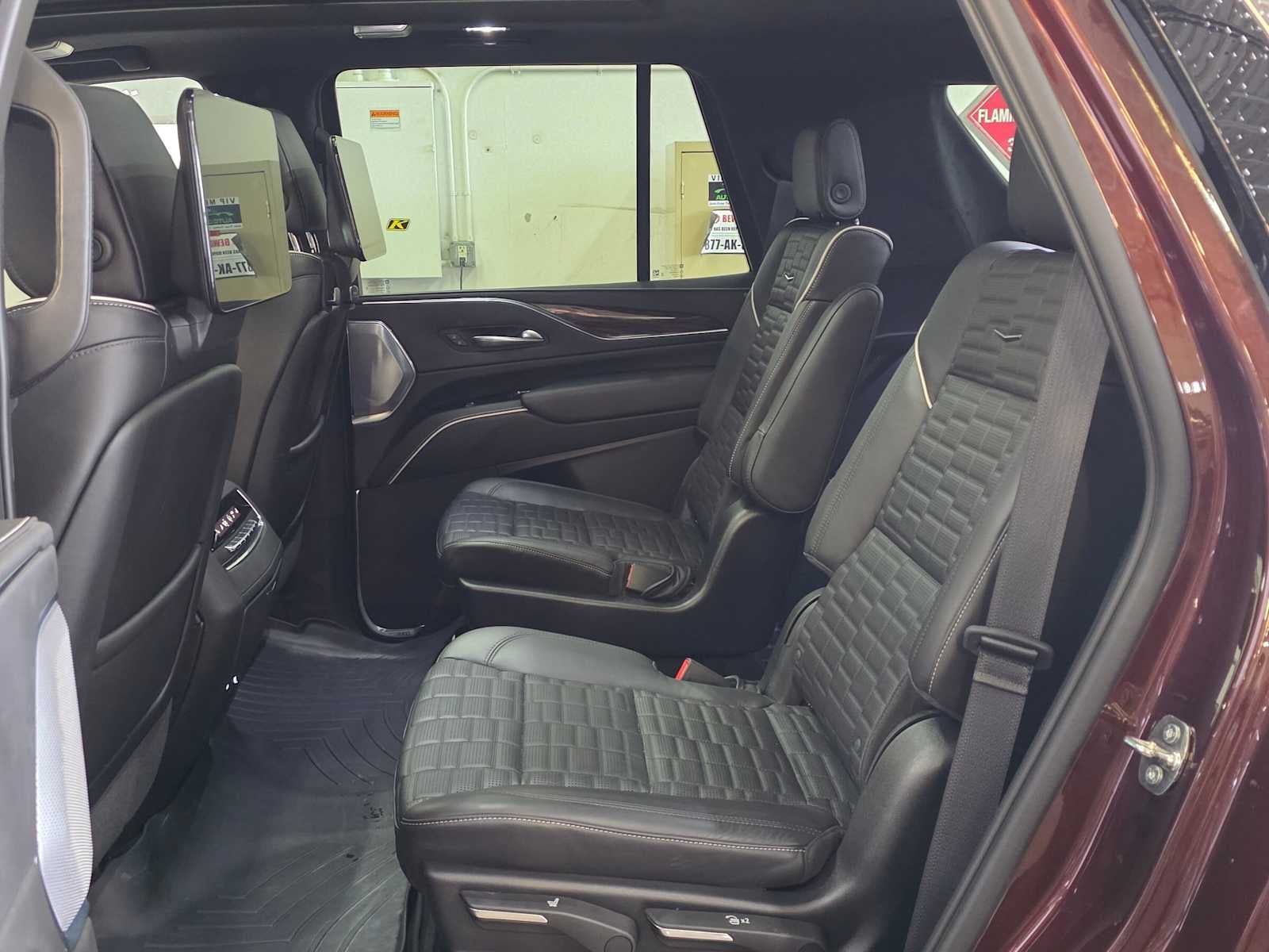 2023 Cadillac Escalade 4WD Premium Luxury Platinum
