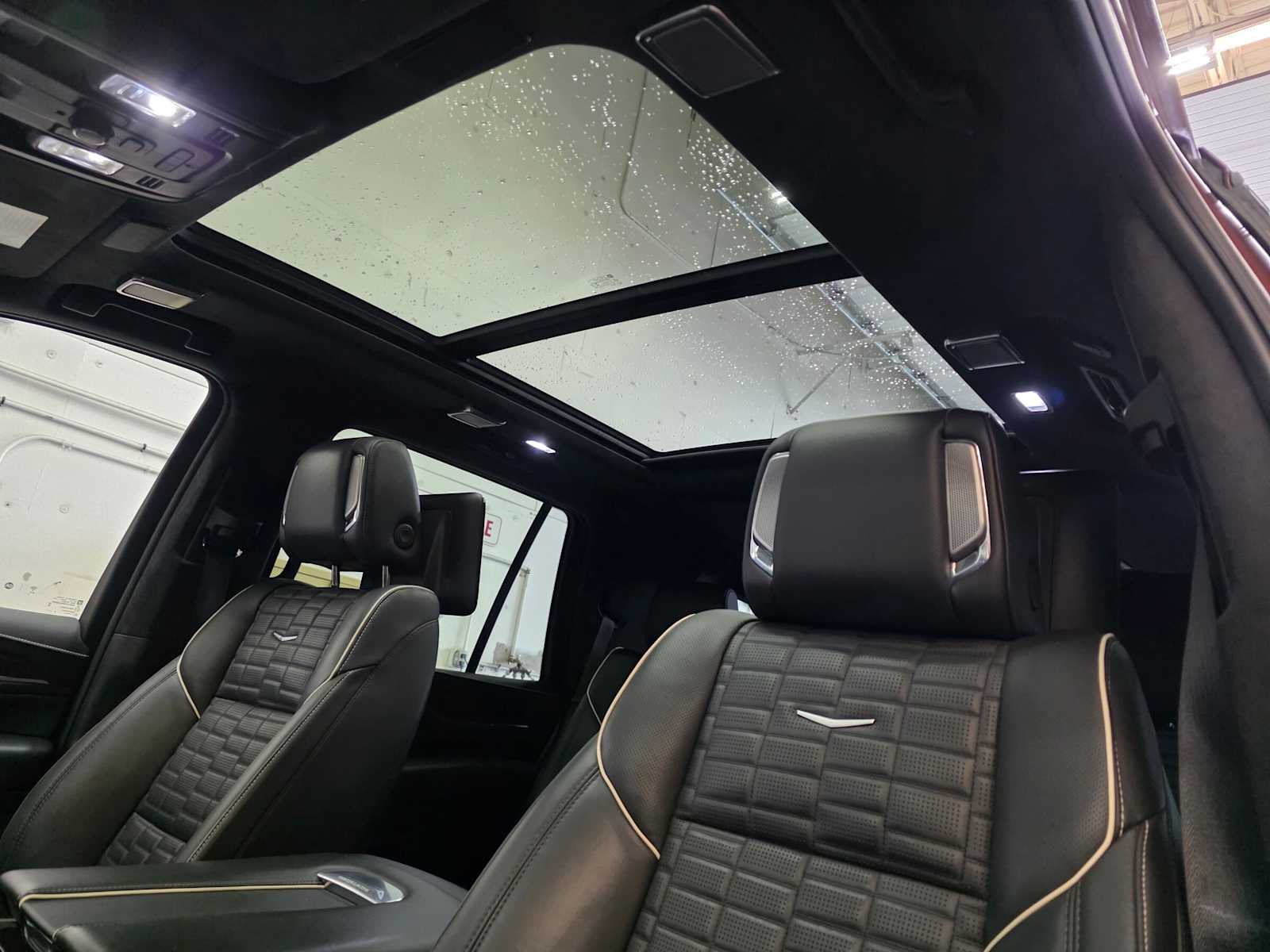 2023 Cadillac Escalade 4WD Premium Luxury Platinum