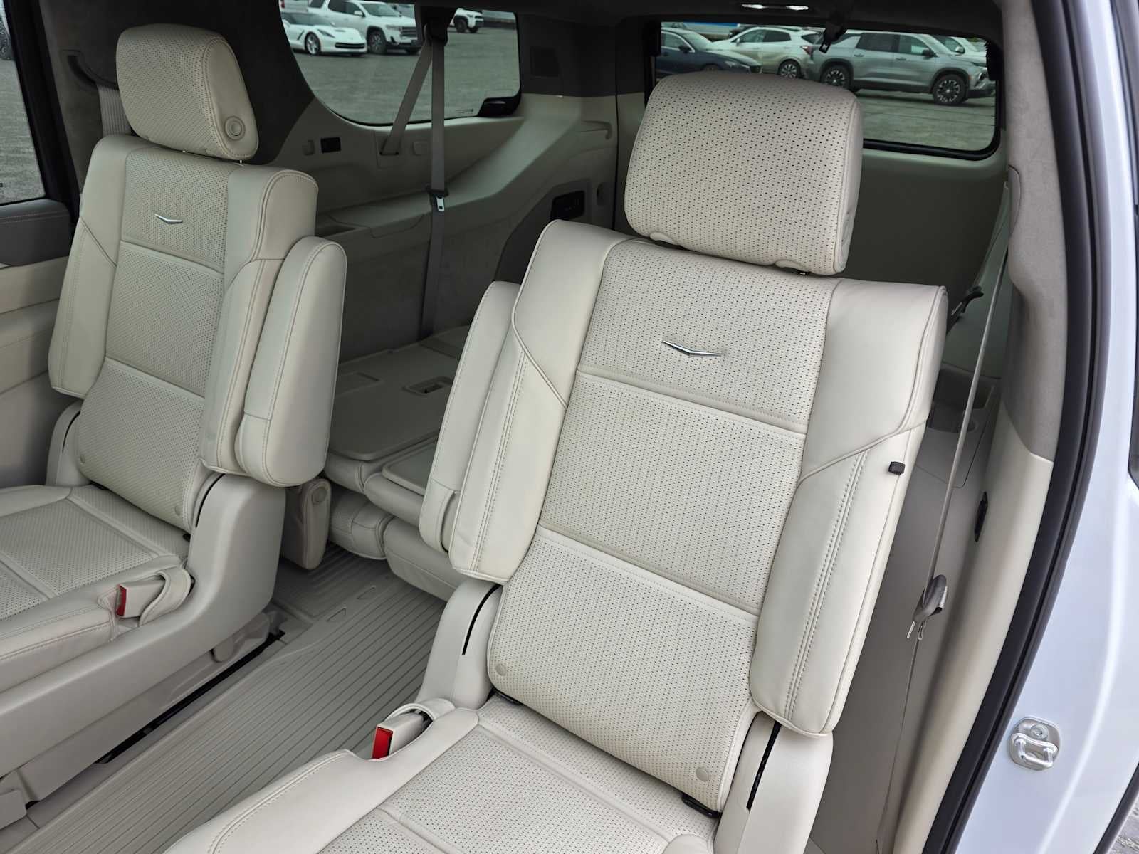 2026 Cadillac Escalade ESV Platinum Sport