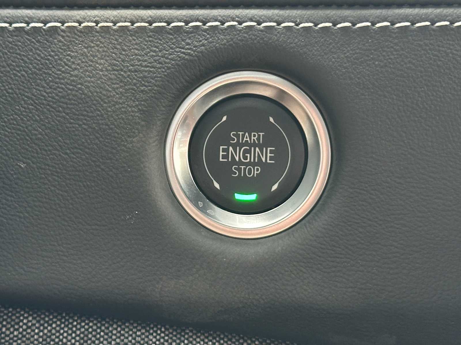 2025 Cadillac Escalade ESV Sport Platinum