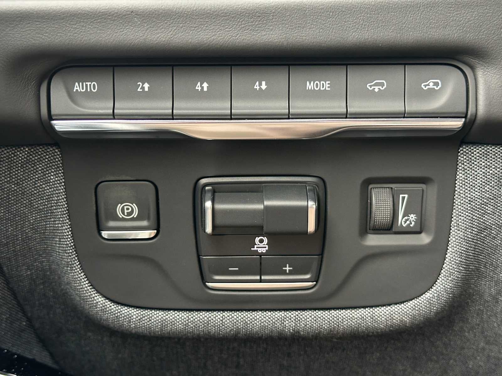 2025 Cadillac Escalade ESV Sport Platinum