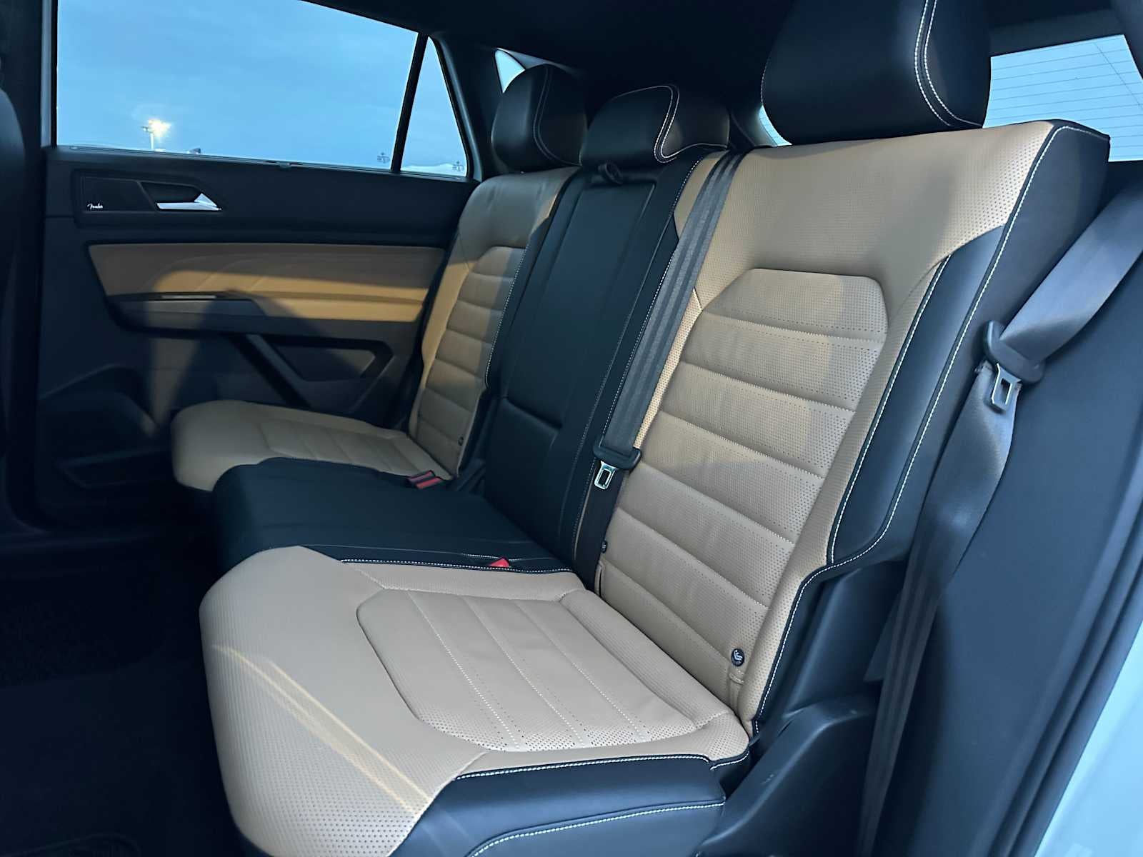 2023 Volkswagen Atlas Cross Sport 3.6L V6 SEL Premium R-Line