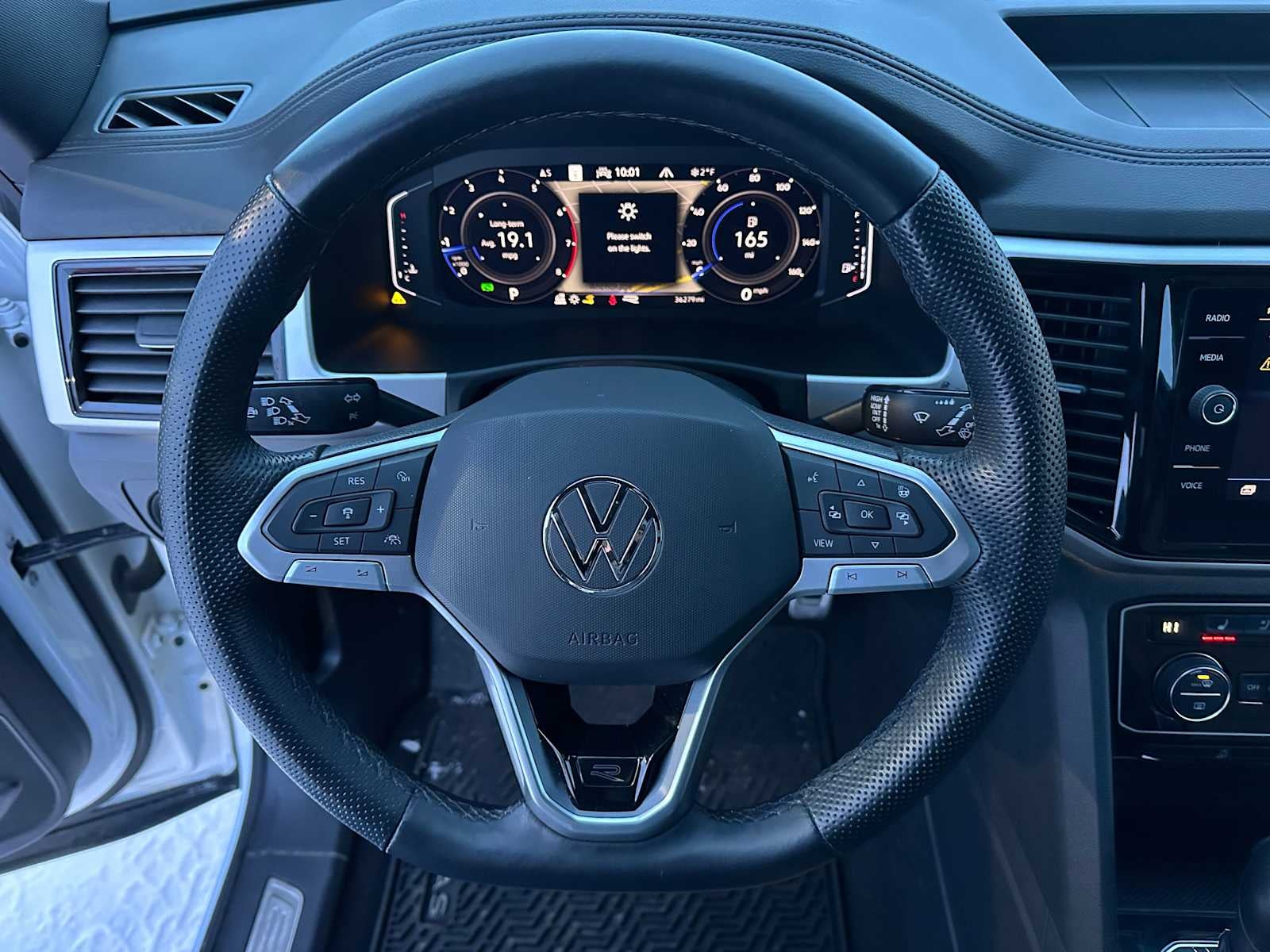 2023 Volkswagen Atlas Cross Sport 3.6L V6 SEL Premium R-Line