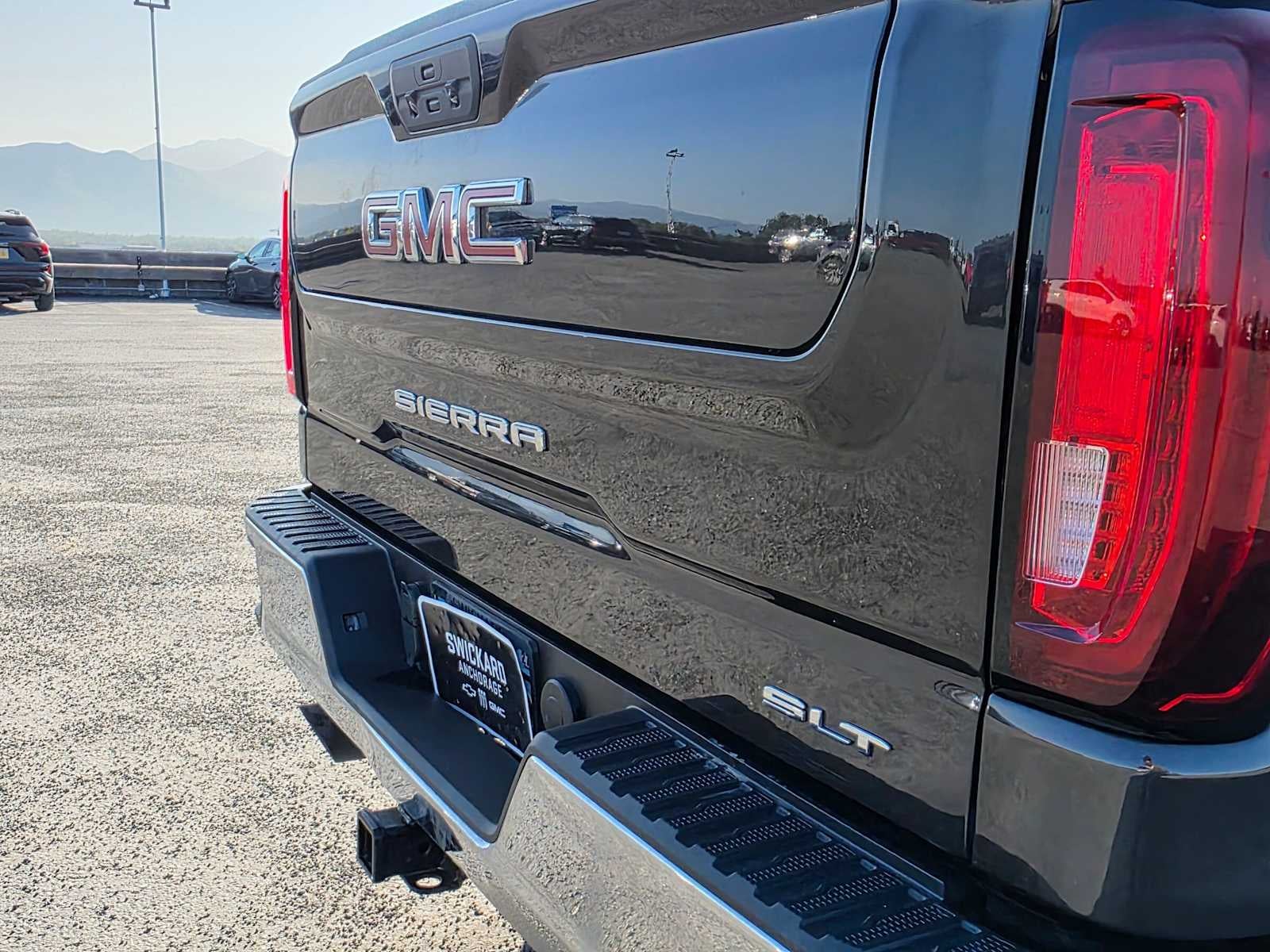 2021 GMC Sierra 1500 SLT