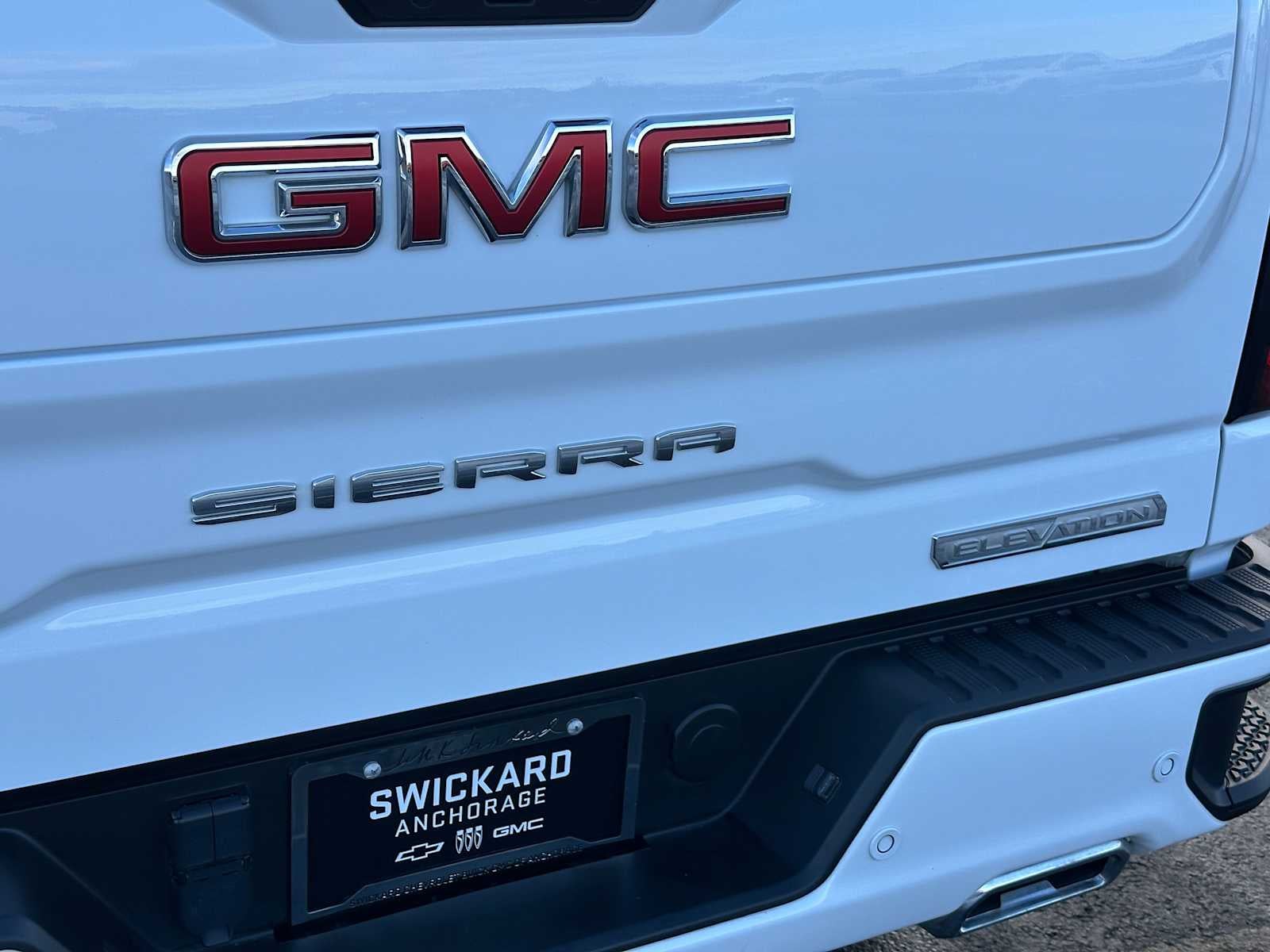 2023 GMC Sierra 1500 Elevation