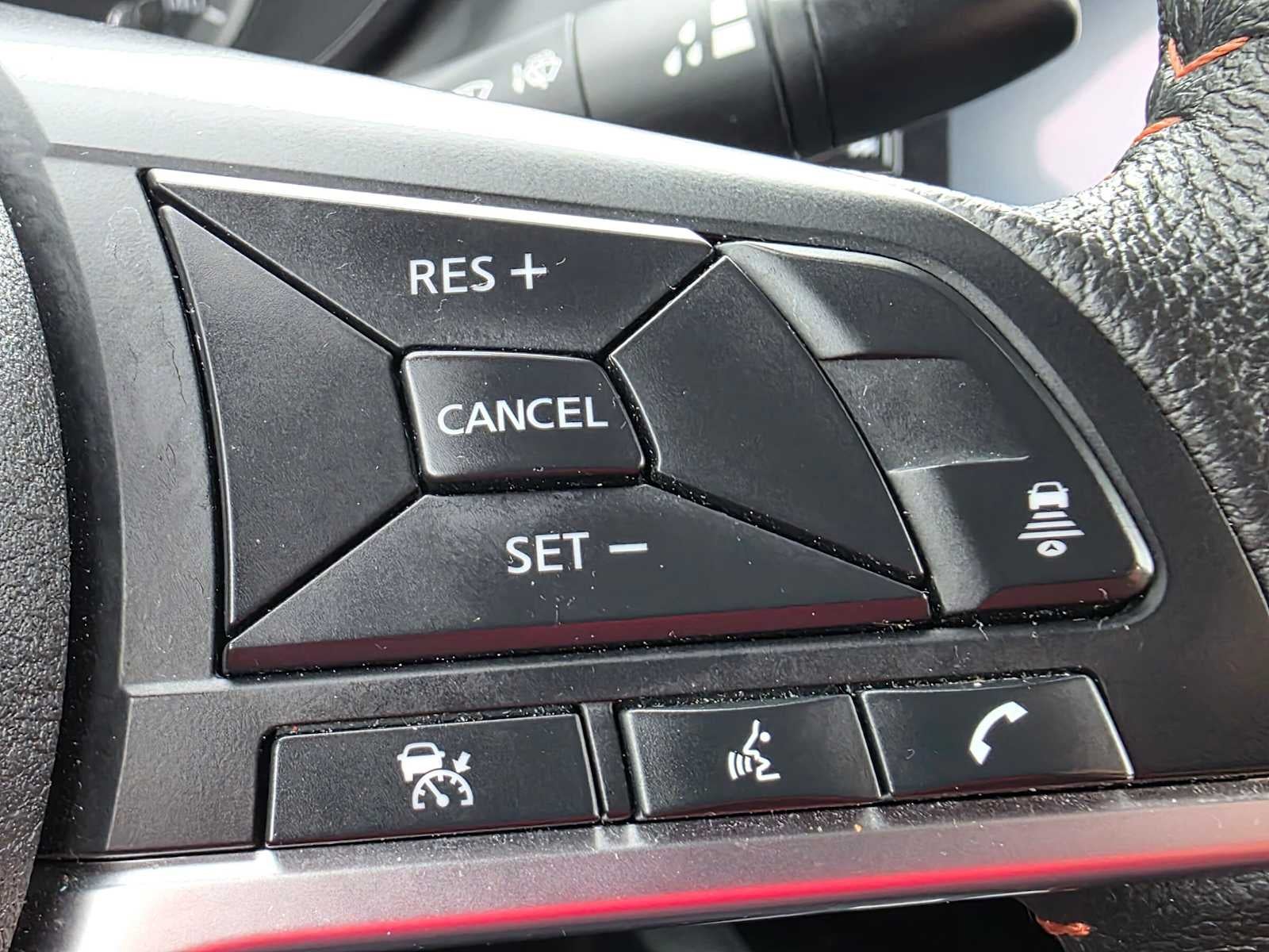 2024 Nissan Versa SR