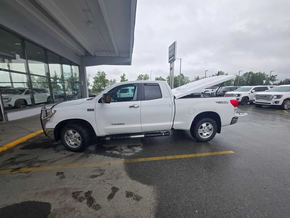 2010 Toyota Tundra 4WD Truck DB 4WD V8 5.7 SR5