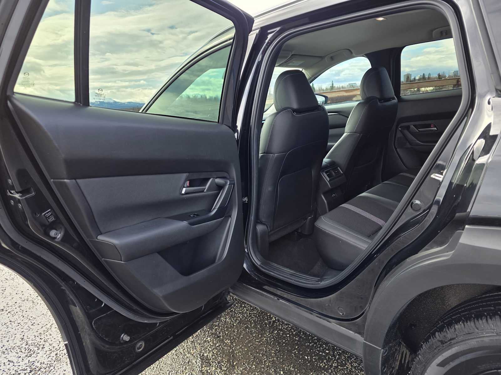 2025 Mazda Mazda CX-50 2.5 S Preferred Package