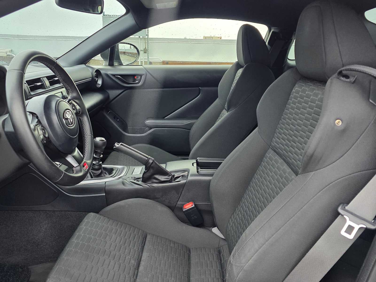 2023 Toyota GR86 2DR MT